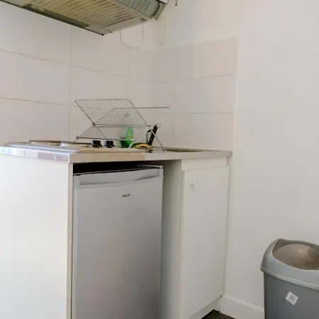 Appartement Bright Studio Place De La Republique Parijs