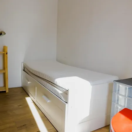 Appartement Bright Studio Place De La Republique *